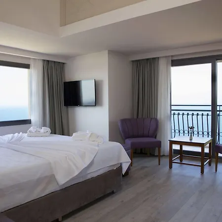 Palmera Otel Kuşadası